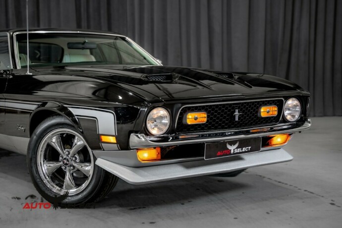 ford-mustang-bensin-1971-big-1