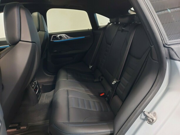 bmw-i4-elektrisitet-2024-big-33
