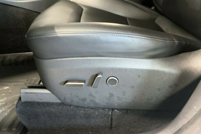 tesla-model-y-elektrisitet-2023-big-12
