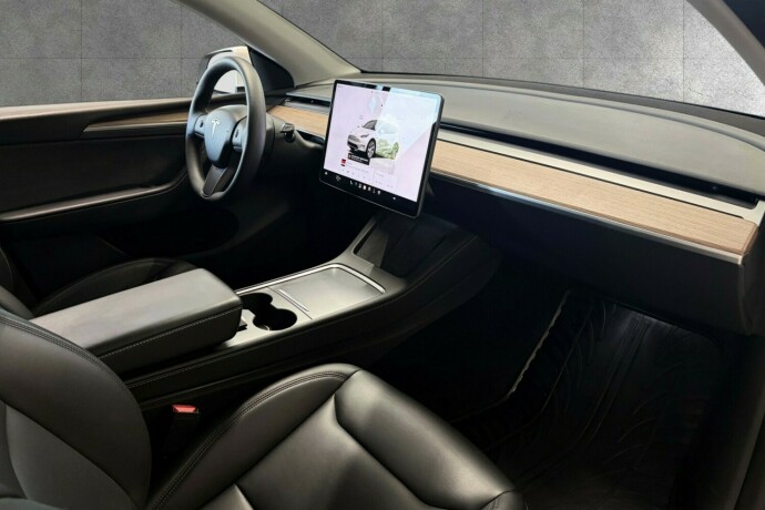 tesla-model-y-elektrisitet-2023-big-25