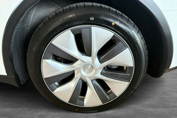 tesla-model-y-elektrisitet-2023-big-26