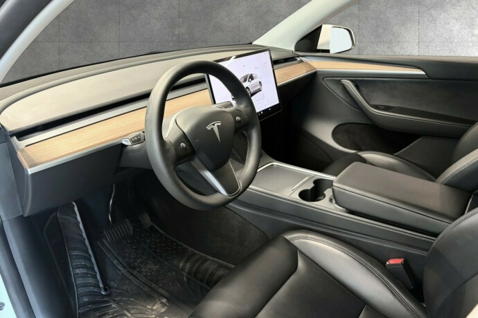 tesla-model-y-elektrisitet-2023-big-9