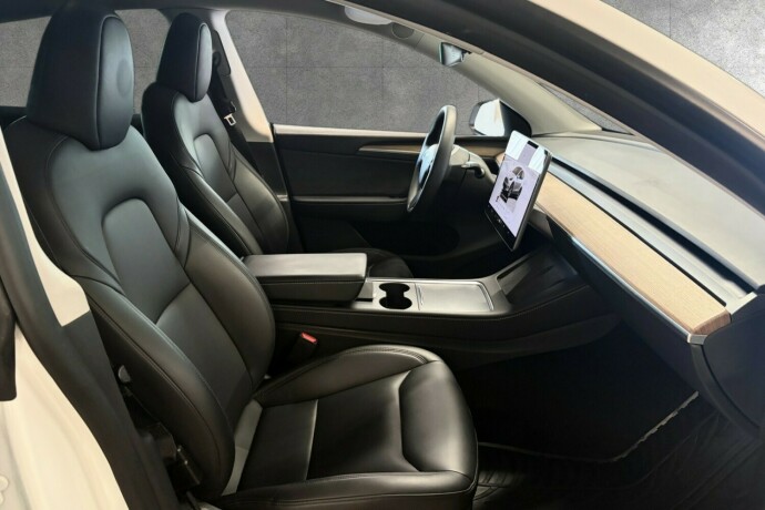 tesla-model-y-elektrisitet-2023-big-24