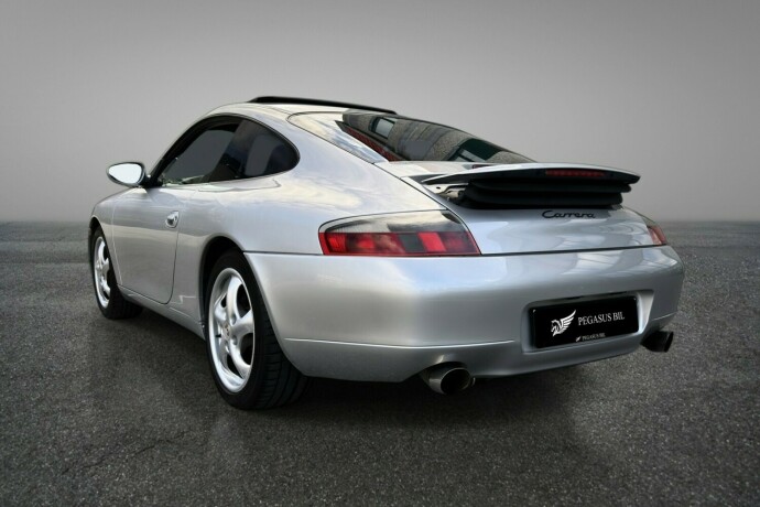 porsche-911-carrera-bensin-1999-big-7