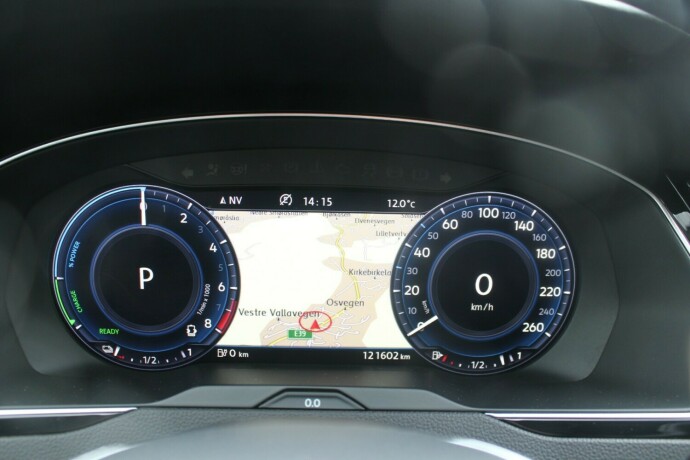 volkswagen-passat-elektrisitetbensin-2017-big-11