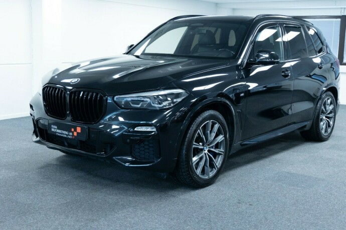 bmw-x5-plug-in-petrol-2021-big-0