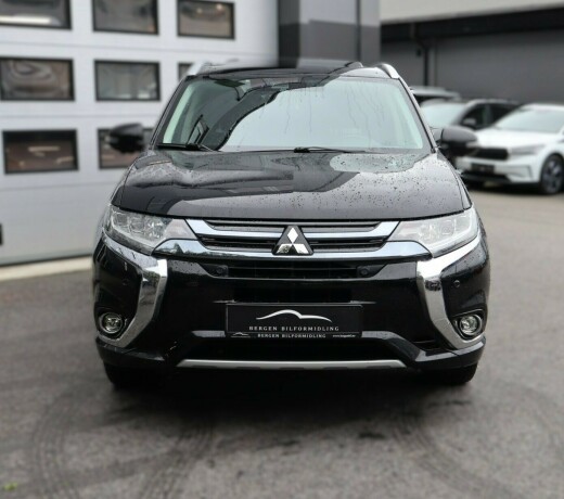 mitsubishi-outlander-elektrisitetbensin-2017-big-4