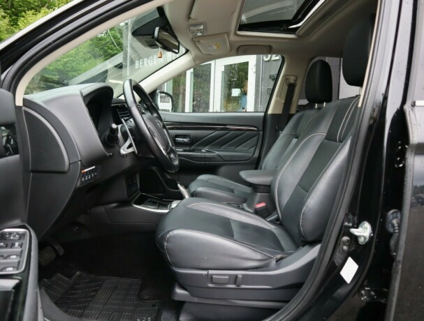 mitsubishi-outlander-elektrisitetbensin-2017-big-8