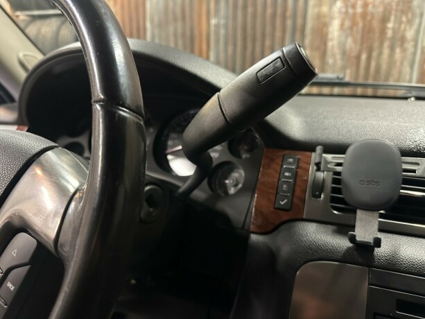 gmc-yukon-bensin-2007-big-27