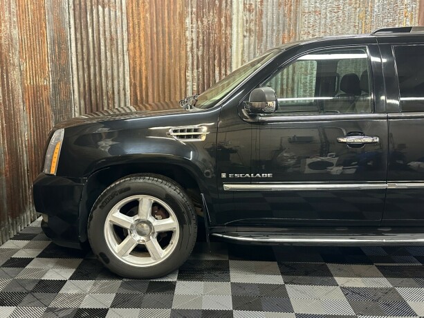 gmc-yukon-bensin-2007-big-14