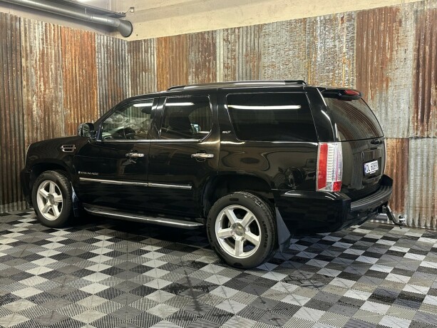 gmc-yukon-bensin-2007-big-12