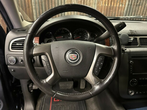 gmc-yukon-bensin-2007-big-24