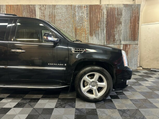 gmc-yukon-bensin-2007-big-3