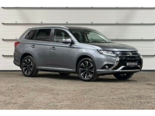 Mitsubishi | Outlander | Elektrisitet+bensin | 2015