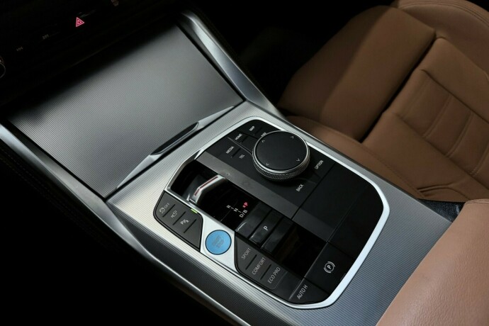 bmw-i4-elektrisitet-2024-big-28