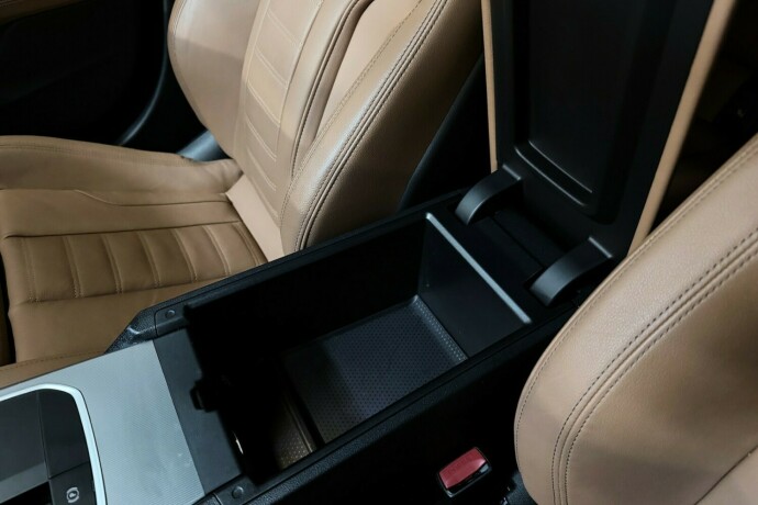 bmw-i4-elektrisitet-2024-big-34