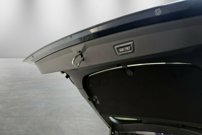 bmw-i4-elektrisitet-2024-big-38