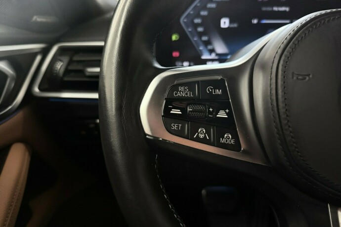bmw-i4-elektrisitet-2024-big-12