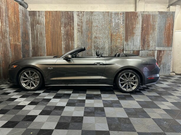 ford-mustang-bensin-2015-big-21