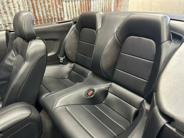 ford-mustang-bensin-2015-big-41