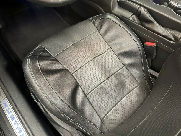 ford-mustang-bensin-2015-big-28