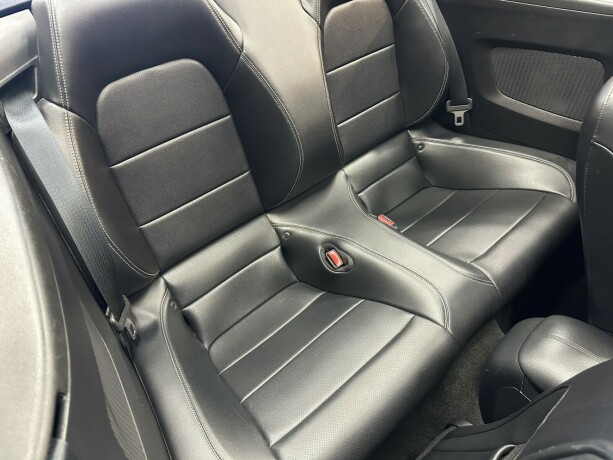 ford-mustang-bensin-2015-big-39