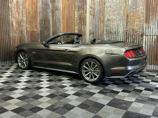 ford-mustang-bensin-2015-big-16