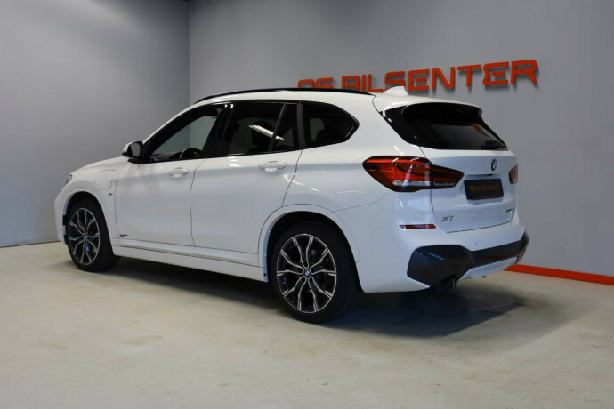 bmw-x1-elektrisitetbensin-2021-big-3