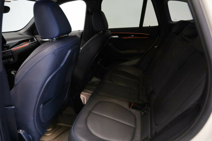 bmw-x1-elektrisitetbensin-2021-big-9