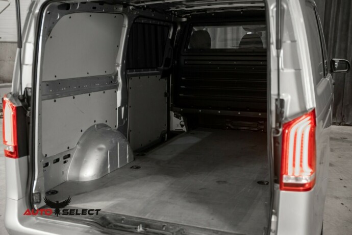 mercedes-benz-vito-diesel-2022-big-10
