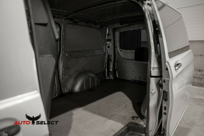 mercedes-benz-vito-diesel-2022-big-14
