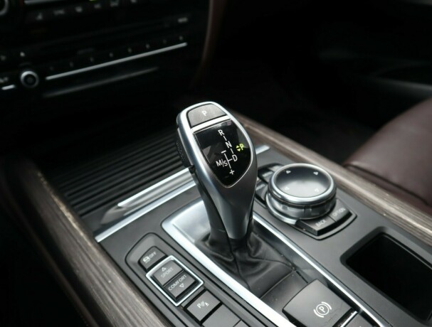 bmw-x5-diesel-2014-big-19