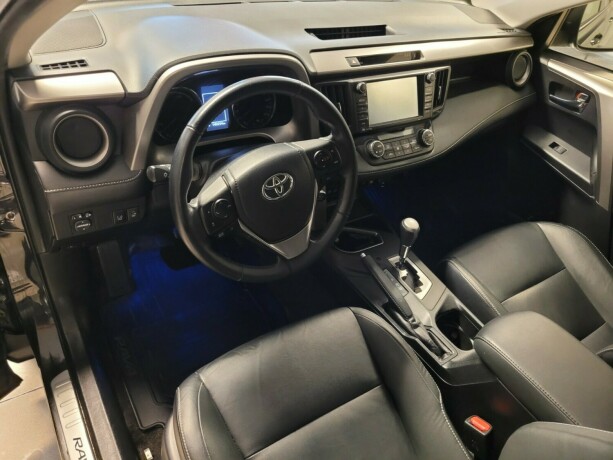 toyota-rav4-elektrisitetbensin-2016-big-23
