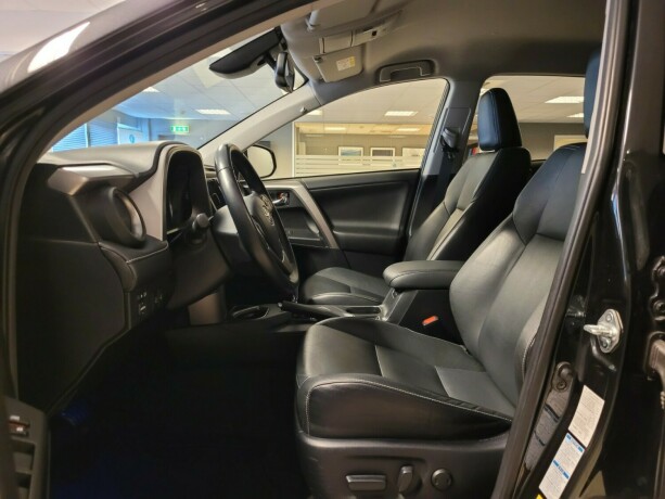toyota-rav4-elektrisitetbensin-2016-big-20