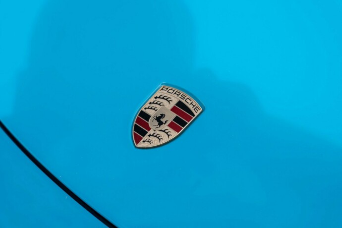 porsche-718-cayman-bensin-2018-big-3