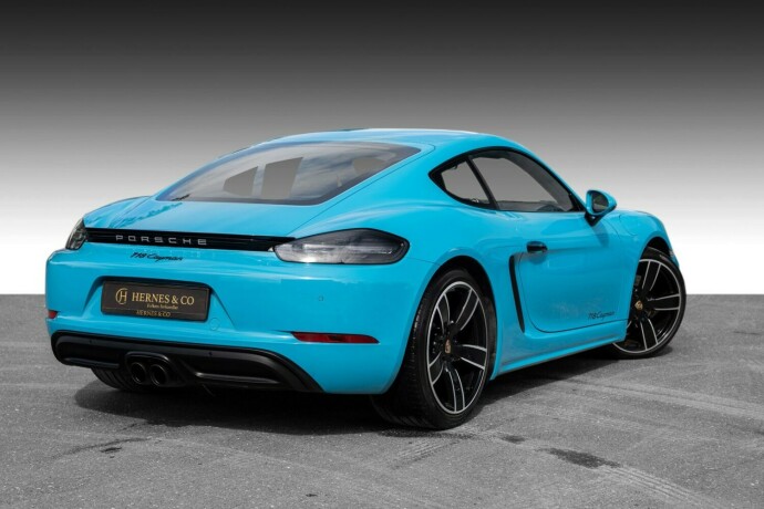 porsche-718-cayman-bensin-2018-big-7