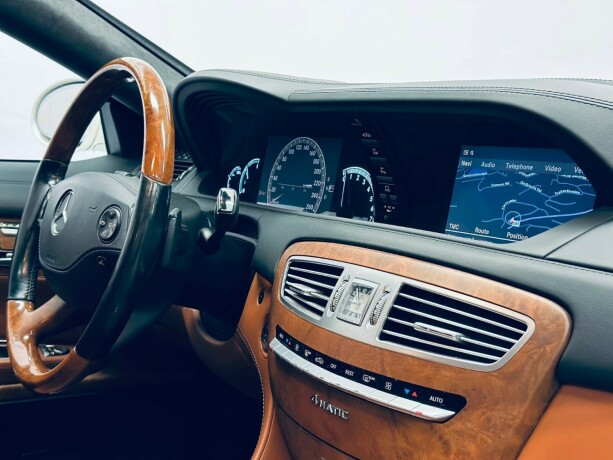 mercedes-benz-cl500-bensin-2008-big-14