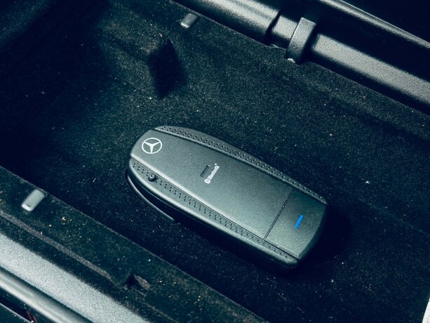 mercedes-benz-cl500-bensin-2008-big-31