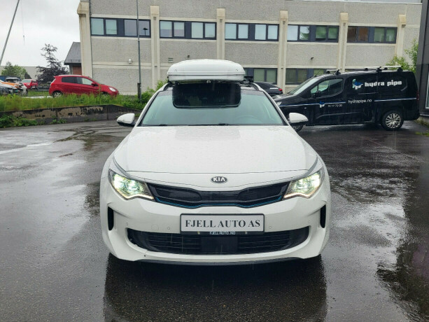 kia-optima-elektrisitetbensin-2018-big-1