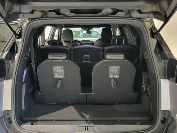 peugeot-5008-bensin-2018-big-28