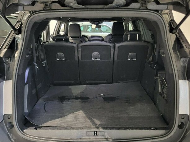peugeot-5008-bensin-2018-big-27