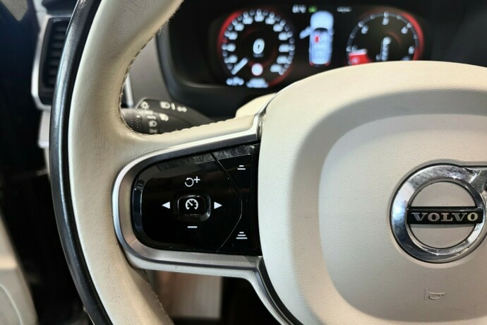volvo-xc-90-diesel-2016-big-19