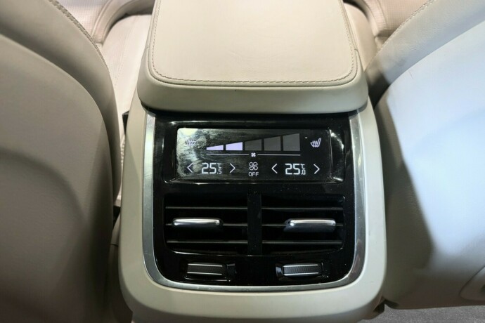 volvo-xc-90-diesel-2016-big-27