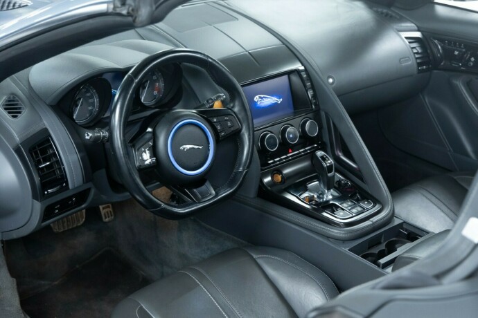 jaguar-f-type-bensin-2014-big-4
