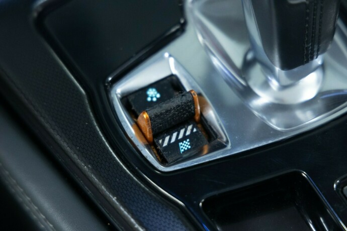 jaguar-f-type-bensin-2014-big-11