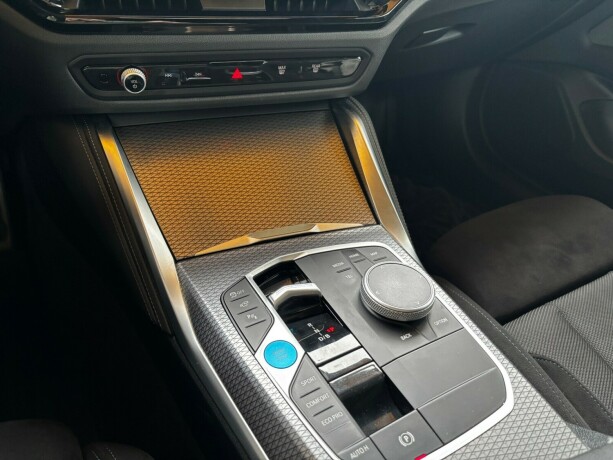 bmw-i4-elektrisitet-2024-big-21
