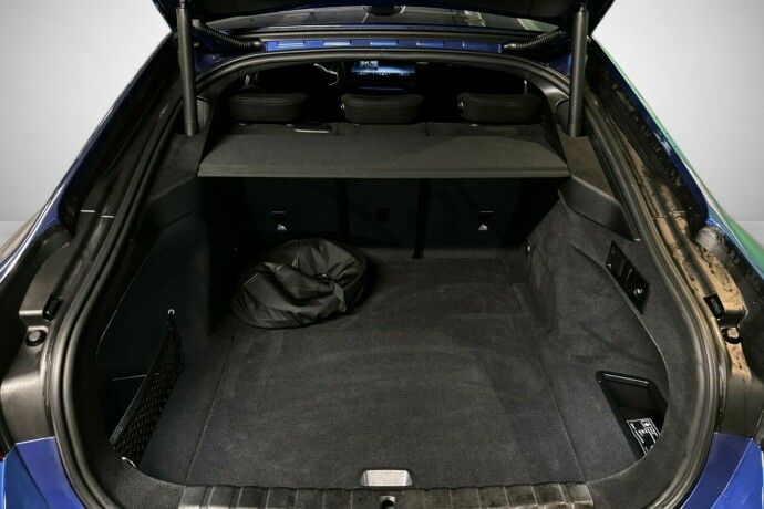 bmw-i4-elektrisitet-2024-big-41