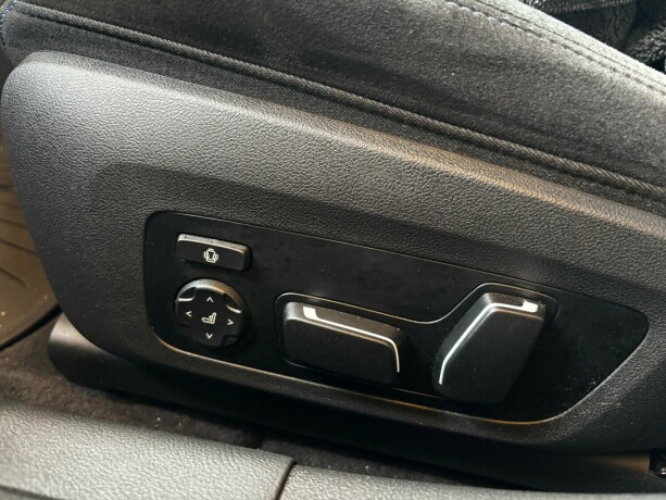 bmw-i4-elektrisitet-2024-big-12