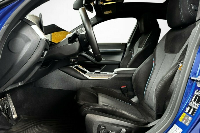 bmw-i4-elektrisitet-2024-big-9