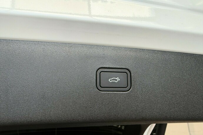 volvo-ex30-elektrisitet-2025-big-37